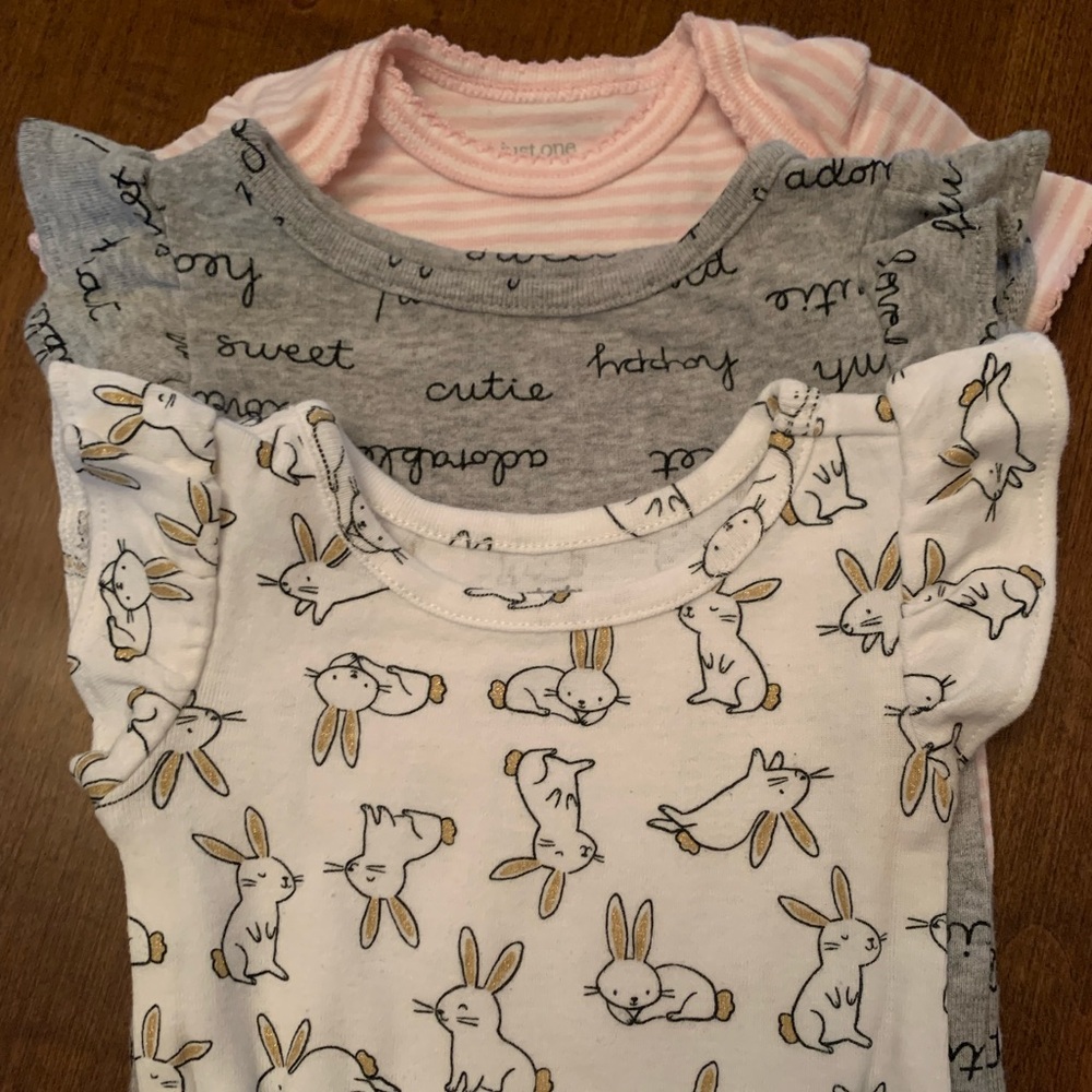Infant Onesie’s Bundle of 3